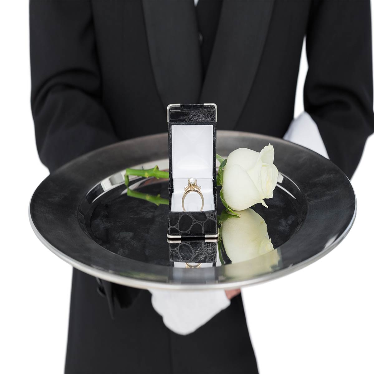 How to decorate Engagement Ring Tray Fabulously