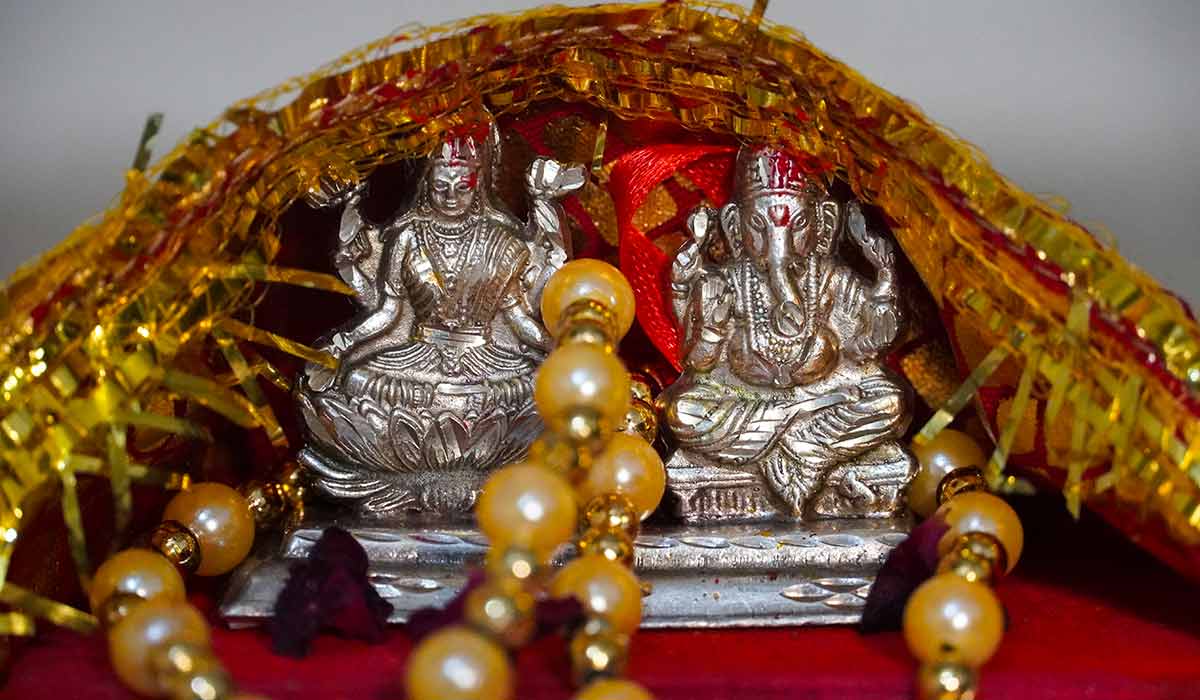 wedding return gifts in silver