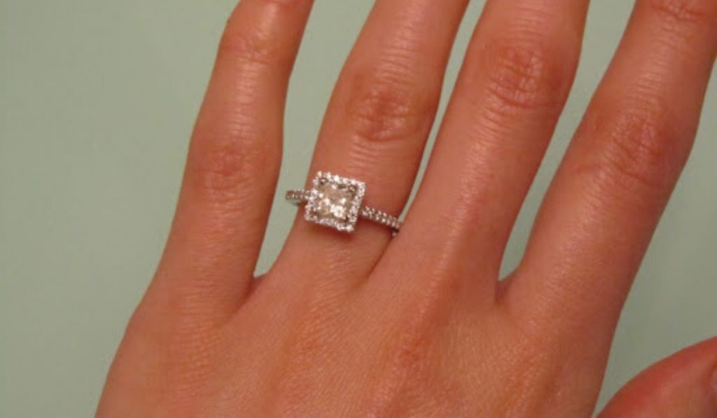 Princess cut halo engagement ring