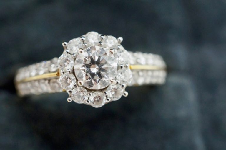 Diamond Ring Astrology Which hand to wear a Diamond Ring Fabulously